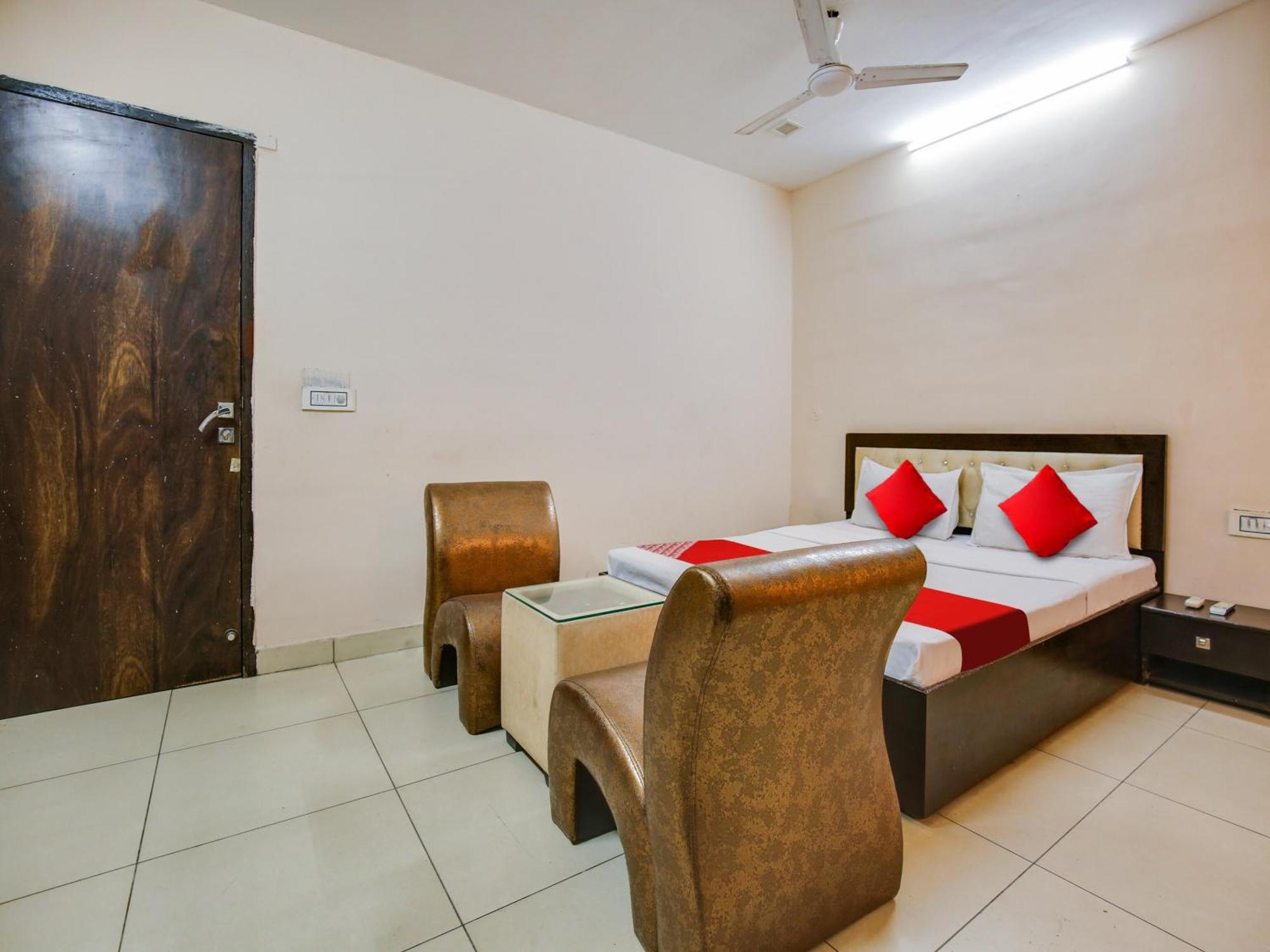 Hotel O Sahil Solitaire Ludhiana Exterior foto
